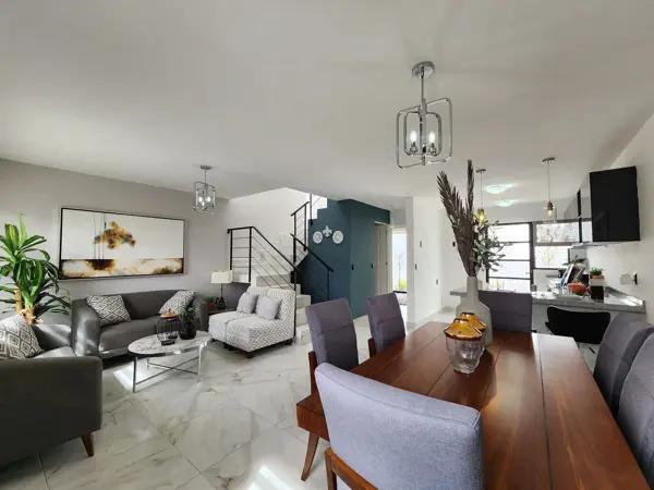 Casa en venta en Zarú,  4 habitaciones, una en PB.
