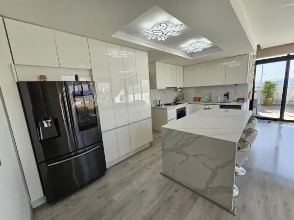 PENTHOUSE EN VENTA EN LA LOMA RESIDENCES, ZONA EL SALITRE, FRAY JUNIPERO