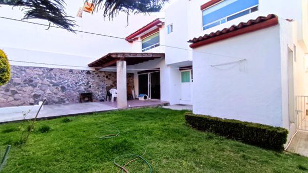 CASA EN VENTA EN COLINAS DEL BOSQUE 3RA SECCION, CORREGIDORA, 5 HABITACIONES CASA EN VENTA EN COLINAS DEL BOSQUE 3RA SECCION, CORREGIDORA, 5 HABITACIONES