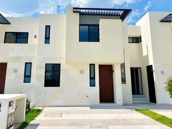 CASA EN VENTA EN ZIBATÁ, estudio, bar y jardín CASA EN VENTA EN ZIBATÁ, estudio, bar y jardín