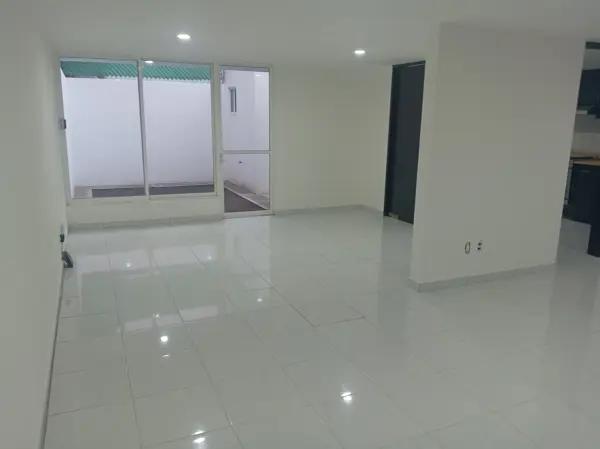 Casa 3 recámaras en fraccionamiento cerrado con vigilancia enfrente de la Udlap Casa 3 recámaras en fraccionamiento cerrado con vigilancia enfrente de la Udlap