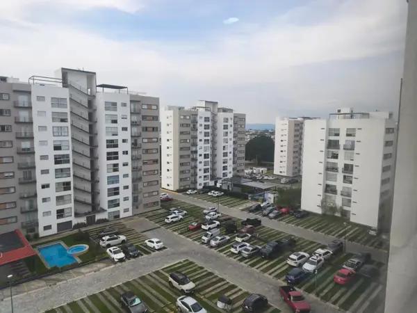 Departamento Venta en Cañadas de San Lorenzo, Zapopan: Ideal Ubicación con Amenidades