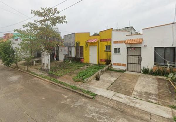 BONITA CASA DE RECUPERACION BANCARIA EN VERACRUZ FRACC LAS OALS