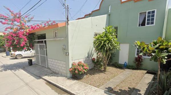 BONITA CASA DE RECUPERACION BANCARIA EN VERACRUZ PUEBLO ALAMO
