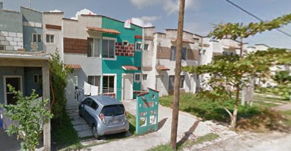 BONITA CASA DE RECUPERACION BANCARIA EN VERACRUZ FRACC LAS OLAS