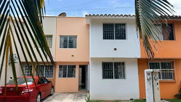 Casa en venta en el Fracc. Villa Rica