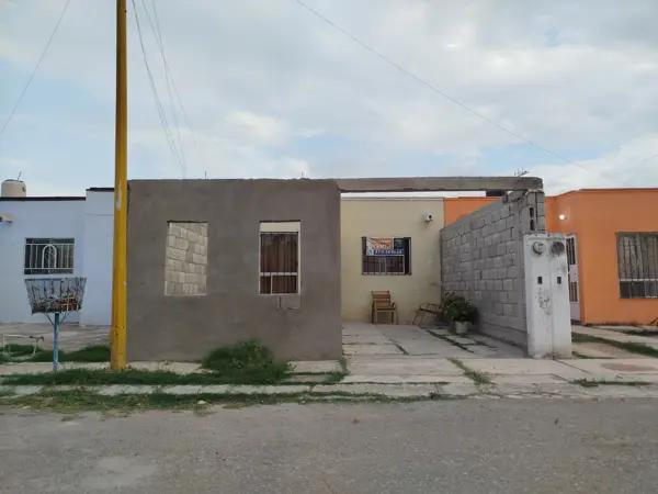 CASA EN VENTA EN MIRAVALLE