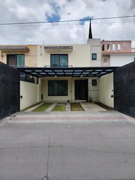 Casa en venta en San Isidro Azteca, León, Guanajuato