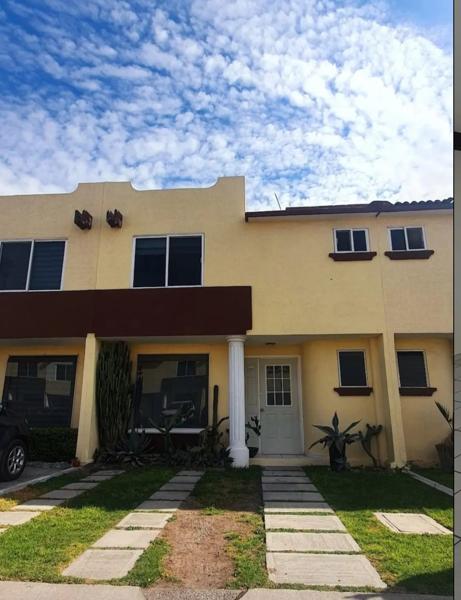 Renta de Casa en Condominio en Ensueño, Querétaro – 3 Recámaras, 2 Baños Completos