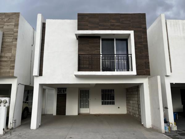 Casa en venta en Arezzo, Torreón, Coahuila de Zaragoza Casa en venta en Arezzo, Torreón, Coahuila de Zaragoza
