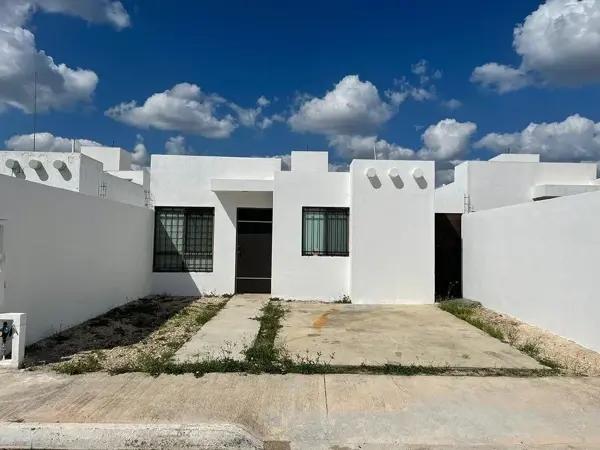 Casa equipada de una planta en venta en Los Héroes