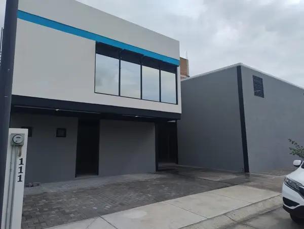 BODEGA EN RENTA AV 2 DE ABRIL CELAYA.