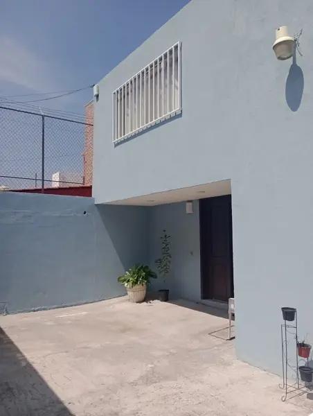 Casa en venta en Las Arboledas, Celaya: Espaciosa propiedad residencial