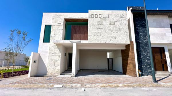 CASA EN VENTA EN PRIVANZAS CALIZAS