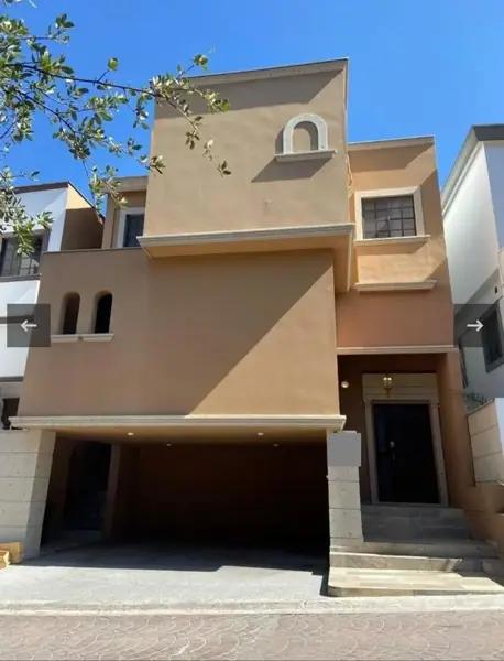 Casa en venta en Privanzas en San Pedro Garza García Casa en venta en Privanzas en San Pedro Garza García