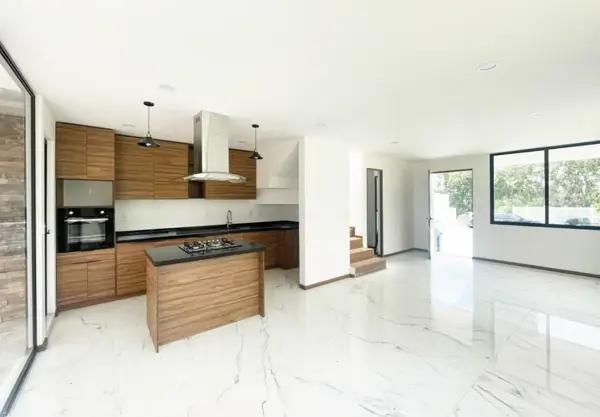 CASA EN PREVENTA EN CAÑADAS DEL BOSQUE TRES MARIAS, MORELIA