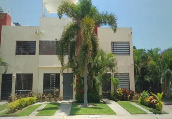 CASA DE ENTREGA INMEDIATA EN MELAQUE, RUBEN ROBLES CATALAN, ACAPULCO, GUERRERO
