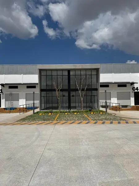 | Bodegas en renta en Complejo Diamante |