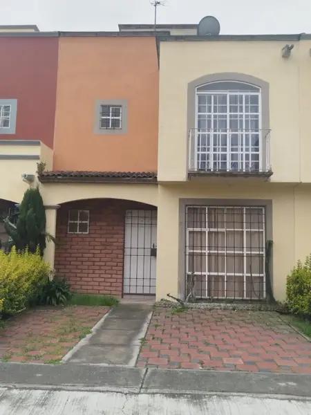 Casa en Fraccionamiento Hacienda Del Valle 2