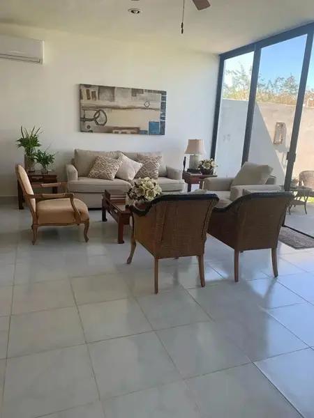 CASA EN VENTA CONKAL
