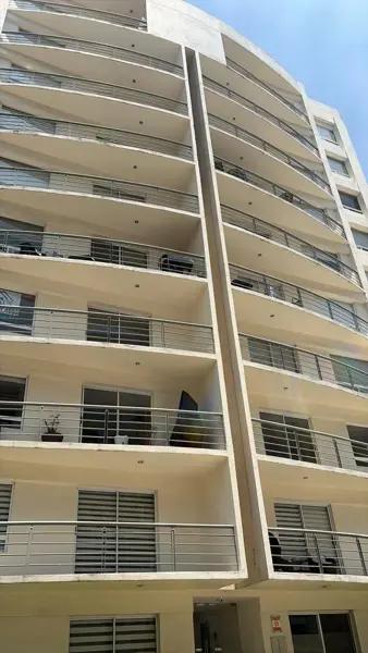Departamento en renta con amenidades y seguridad.