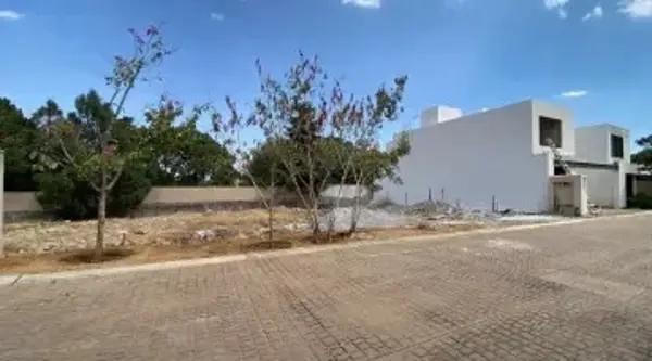 Terreno en venta en Lomas de Ahuatlán, Cuernavaca, Morelos