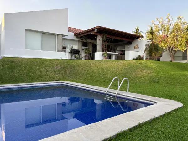 VENTA CASA FRACCIONAMIENTO COLINAS DE SANTA FE VENTA CASA FRACCIONAMIENTO COLINAS DE SANTA FE
