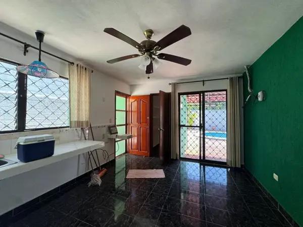 Casa de una planta en Venta en Benito Juárez norte, 3 habitaciones con alberca Casa de una planta en Venta en Benito Juárez norte, 3 habitaciones con alberca