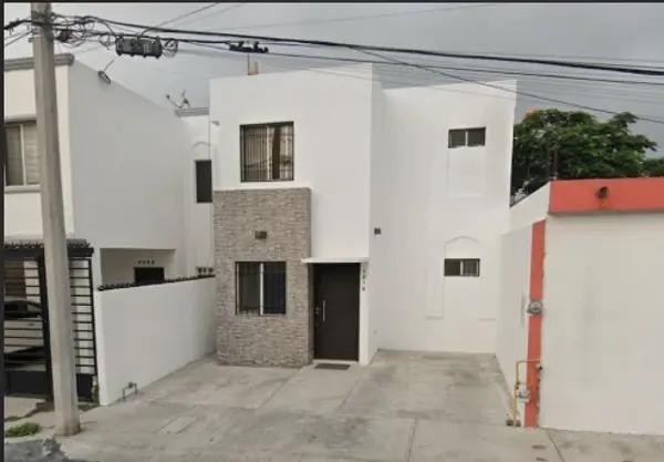 CAS EN VENTA  BALCONES DE LA SILLA  MONTERREY NUEVO LEON