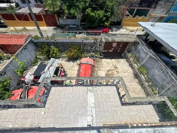 TERRENO 300 M2 CON CASA PARA HABILITAR