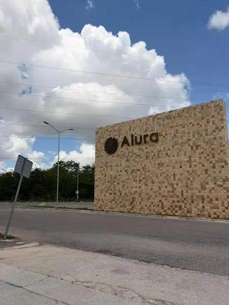 Terrenos en venta / a pie de calle / Cholul