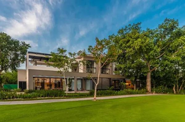 Residencia Contemporánea en Venta en Amanhá, Mérida