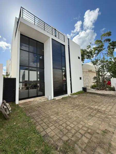 Casa en Venta en Vía Cumbres, Cancún