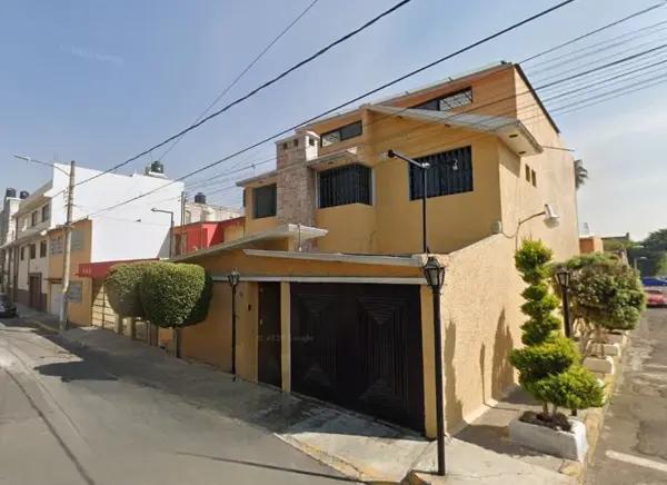 CASA  EN EL COYOL BIEN UBICADA - GUSTAVO A MADERO