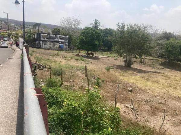 TERRENO EN VENTA ( Paso de ovejas )