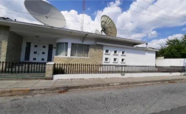 CASA EN VENTA, COL. MARÍA LUISA