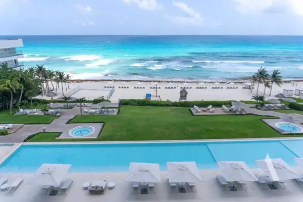 Exclusivo Apartamento con Vista al Mar en Venta en la Zona Hotelera de Cancún