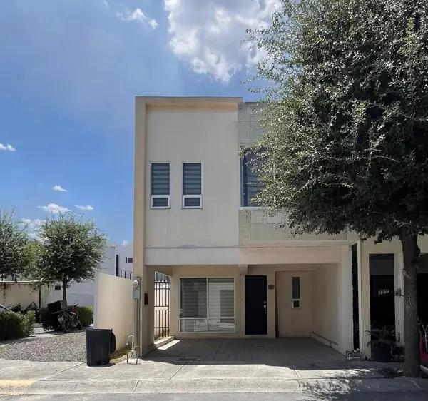 CASA EN RENTA APODACA