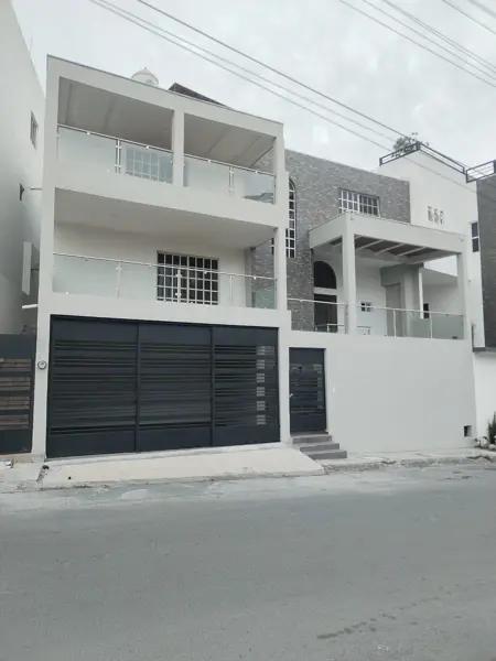 CASA EN VENTA LOMAS DEL PASEO