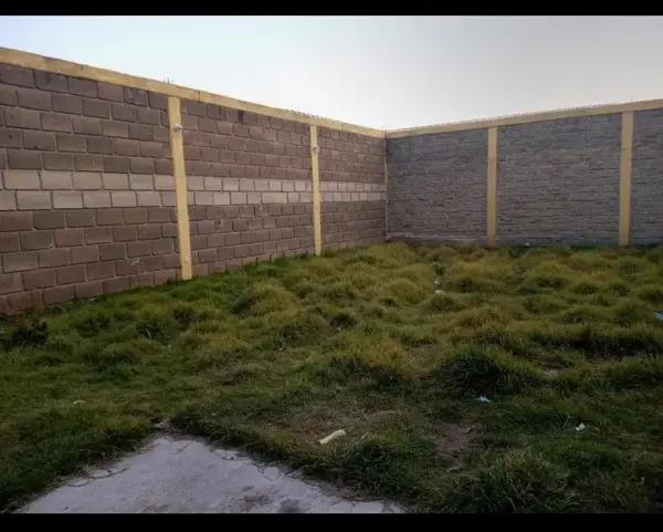 Terreno atrás de paseos del valle Toluca