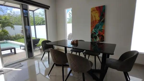 CASA EN VENTA EN PRIVADA EN CONKAL, CON PANELES SOLARES. INFONAVIT CASA EN VENTA EN PRIVADA EN CONKAL, CON PANELES SOLARES. INFONAVIT