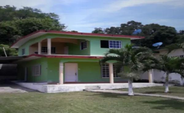 CASA DE ENTREGA INMEDIATA EN CARR ESTATAL MISANTLA-NAUTLA 671, JICALTEPEC, NAUITLA, VERACRUZ