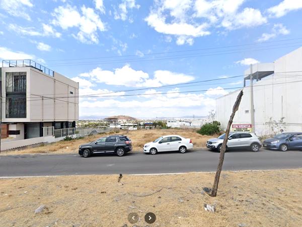 Terreno Comercial en Los Olvera en venta
