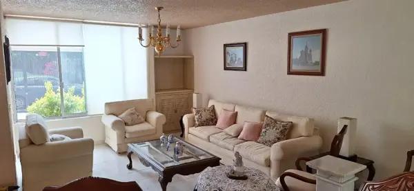 Vive en esta magnifica propiedad de 270m2  en TEJEDA, CORREGIDORA