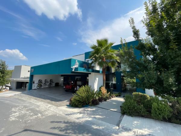 Casa En Venta en Sierra Alta Carretera Nacional
