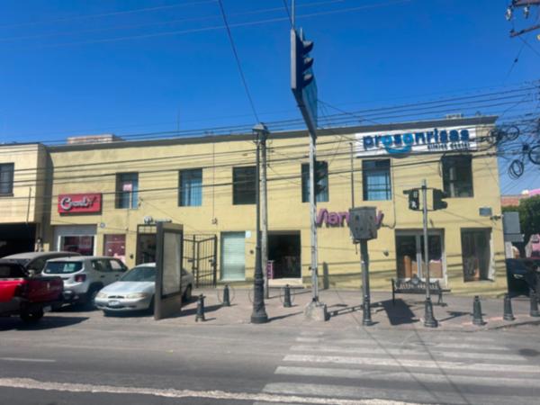 Local comercial en renta en excelente ubicación