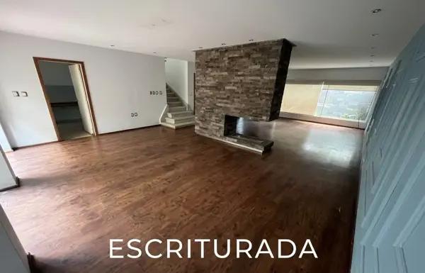CASA EN VENTA – REMATE BANCARIO | EXCELENTE UBICACIÓN Y AMPLIOS ESPACIOS