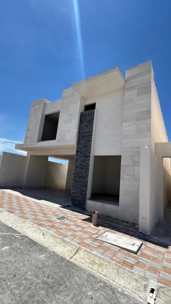 CASA EN VENTA EN PRIVANZAS CALIZAS