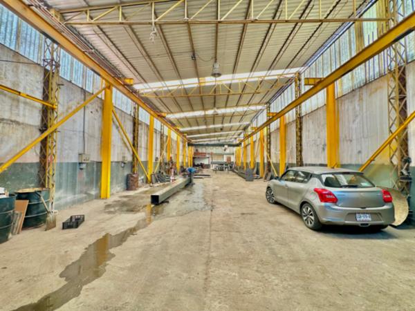 Bodega en Renta en Coacalco | 800 m² | 7 m de Altura | Grúa Viajera 2 Ton | Luz Trifásica