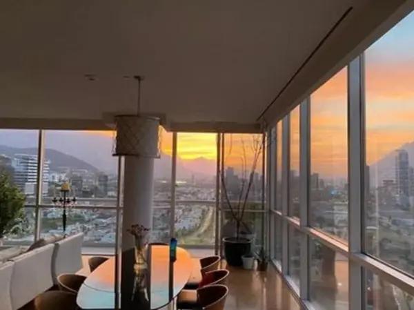 Penthouse en renta en Valle Oriente en San Pedro Garza García